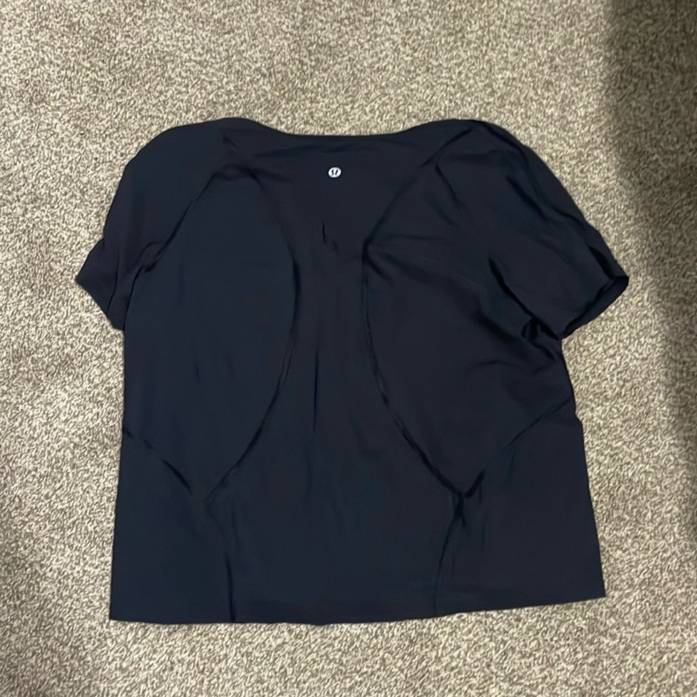 lululemon black shirt